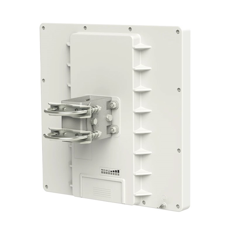 نمای پشت رادیو وایرلس میکروتیک مدل RB911G-5HPnD-QRT-QRT 5